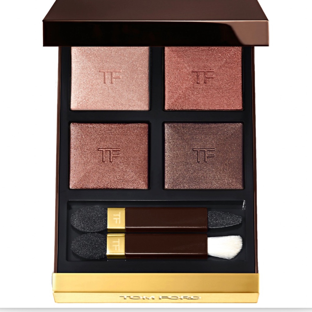 TOM FORD
Eye Color Quad Eyeshadow Palette BodyHeat